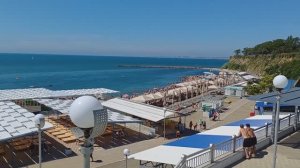 Анапская набережная. Погода радует. Спуск на пляж "Высокий берег". Начало июня 2024