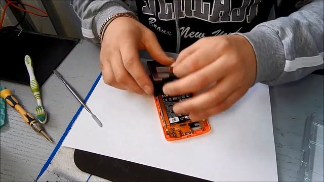 LG NEXUS 5 - Замена модульного дисплея ( LCD replacement ). смотреть онлайн