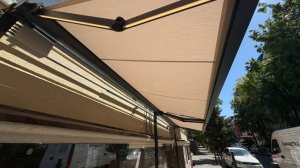 Маркиза Decolife - установка на металлических опорах (каркасе)
магазин Энотека S, Казань