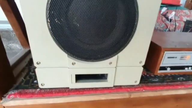 Слушаем Электроника Б-1-01 и Радиотехника S-90B. смотреть онлайн