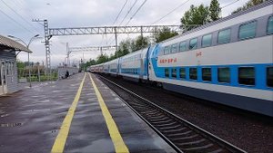 23 мая 2025 г. Электровоз "Аврора" ЭП2К-501 с Двухэтажным поездом Аврора Колпино
