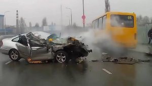 Жесткие Аварии и ДТП. Подборка на видеорегистратор за 2023 # 1 идиоты на дороге