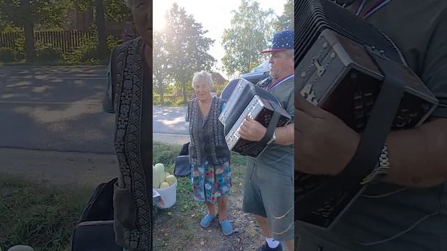 Когда б имел златые горы. #ростоввеликий #хорошеенастр смотреть онлайн