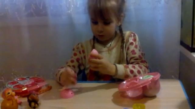 Открываю большой золотой шар lol подделку 1 часть смотреть онлайн