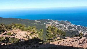 Старая дорога от Бахчисарая до Ялты через горы и леса.