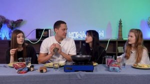 GIRLS ПРОБУЮТ МЯСО ДИКИХ ЗВЕРЕЙ. Страус, Бобёр, Медведь, К