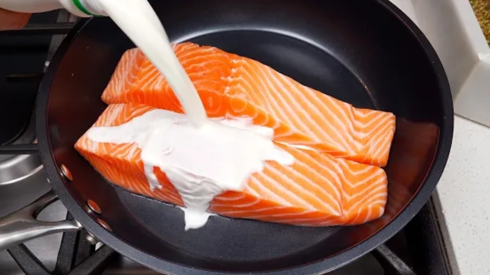 Такой вкусной рыбы я еще не ела! Нежный рецепт лосося, тающий во рту! 🐋🐟