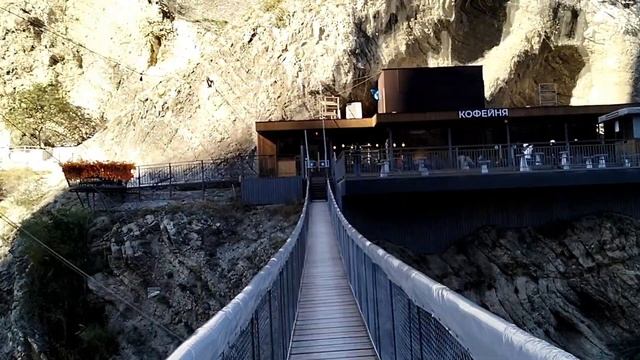 СУЛАКСКИЙ КАНЬОН, БАРХАН САРЫКУМ, ГОРЫ И КАСПИЙСКОЕ МО