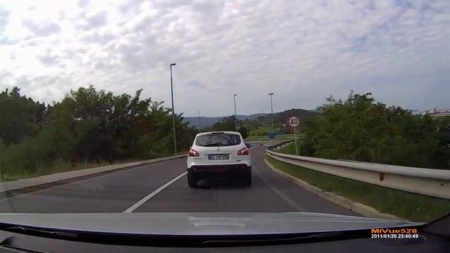 Вот зачем дальнобойщикам нужна рация