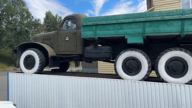 Очень интересный Зил 157 нам попался на пути на Телецко? смотреть онлайн