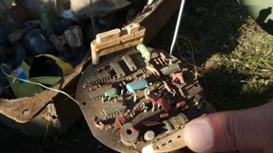 Много золота и КМ в находках со сталка. Радиодетали сс?