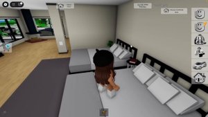 ЗАБРАЛА ДОМ БРАЙСА в Брукхейвен РП Роблокс! Купила Дом