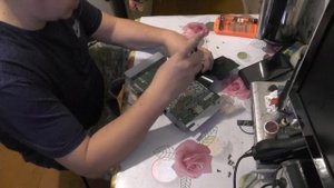 Монитор Acer AL1716, моргает экран, тикает внутри. Ремонт легче легкого..