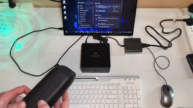 Предварительный обзор MINISFORUM Elite UM890 PRO AMD Ryzen 9 8945HS смотреть онлайн