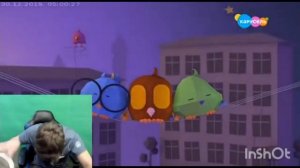 Титан бьёт по клавиатуре (из-за того, что изменили лого