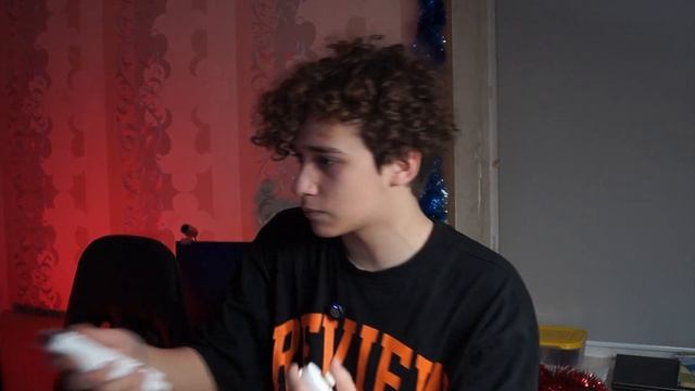 Хорошая ли это была идея? КУПИЛ Nintendo Wii В 2025 ГОДУ смотреть онлайн