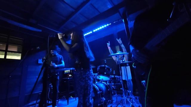 Полное выступление Ai Mori & Модем, Москва, 12.06.2024, Пустые г смотреть онлайн