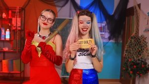 Игра в кальмара с супергероями! Что произошло с куклой