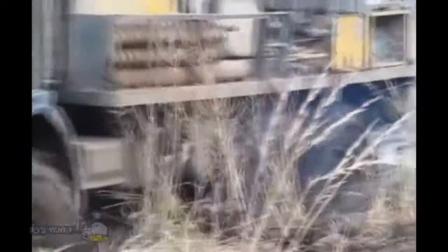 Гусеницы на грузовике КАМАЗ  классный тюнинг для безд?