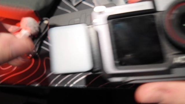 DJI Mic Mini распаковка и первый взгляд смотреть онлайн