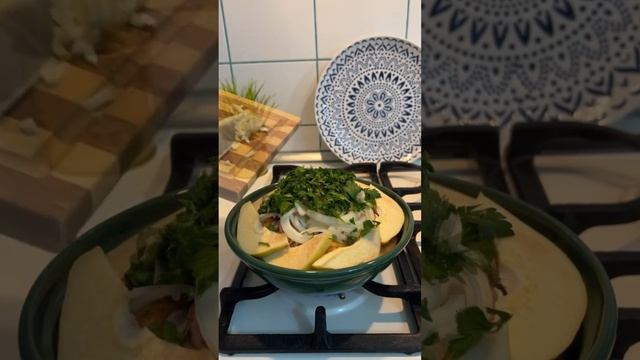 Курочка в тажине смотреть онлайн