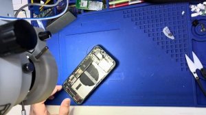 Замена аккумулятора iPhone 13 iPhone battery replacement