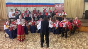 Музыка Г.Пономаренко , слова О.Левицкого "Я лечу над Россией"