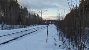 ЭС104-016 с сообщением №7077 Карпинск - Екатеринбург