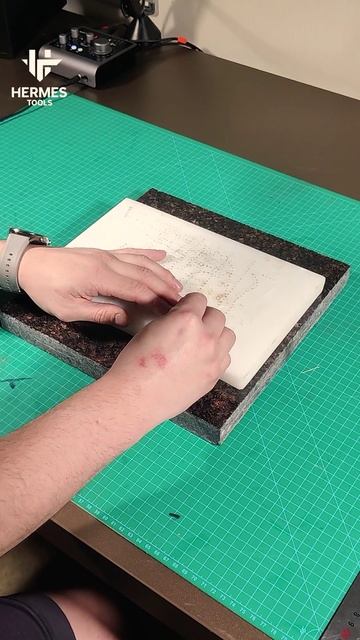 Как устанавливать медные заклёпки на кожу hermes_tools handmade diy leathercraft творчество