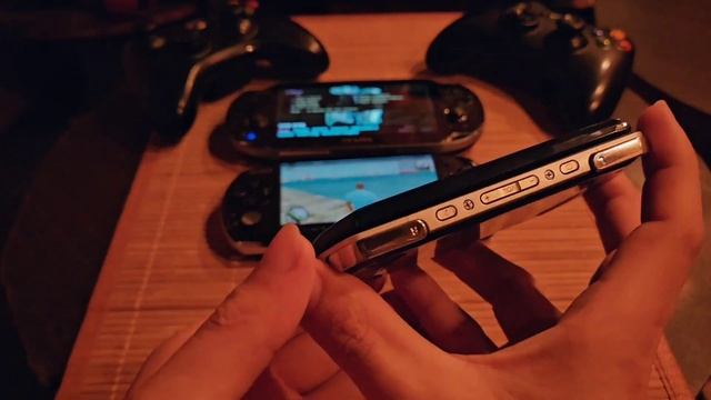 Купил PSP Go в 2024 году, радуюсь новой игрушке! Играем в GTA. смотреть онлайн