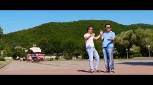 А мы с друзьями едем в горы ( Артур Саркисян )