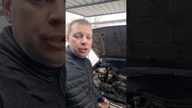 Разрядился аккумулятор в автомобиле, пытаюсь зарядит смотреть онлайн