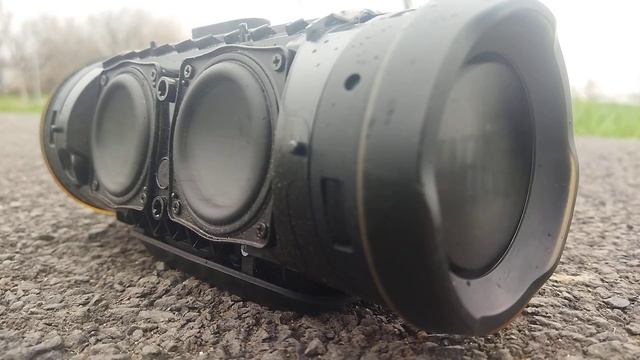 JBL charge 3, ходит маловато но зато красиво смотреть онлайн