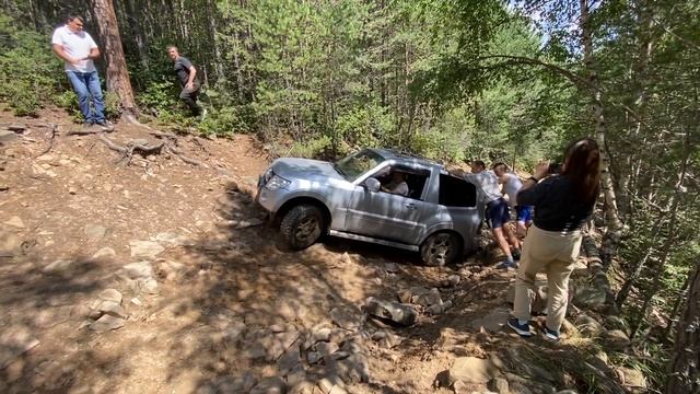 Подъем на горное озеро Дискавери 3 против Паджеро спор смотреть онлайн