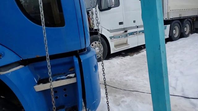 Установка APU на Volvo VNL 780 смотреть онлайн