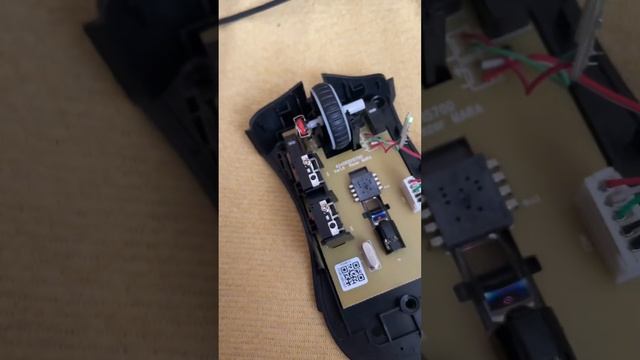 Razer DEATHADDER ESSENTIAL - Решение проблемы с хаотичным скролом ? смотреть онлайн