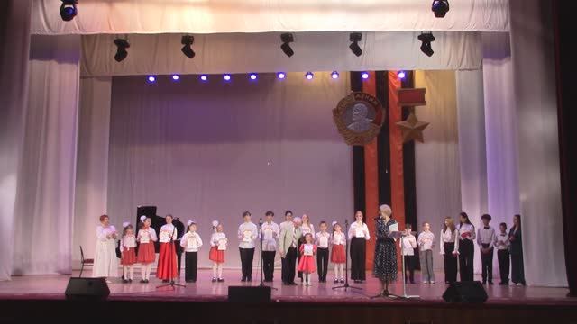 Награждение/струнно-смычковое отделение
Отчётный концерт МБУ ДО "ДМШ №2" г.Керчи РК