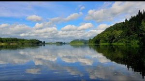 широка река