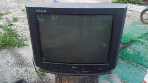 Сколько можно заработать на телевизоре LG CF21K49E если разобрать его и сдать в металлолом.