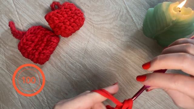 Вязаный чехол для наушников AirPods// how to crochet airpods case смотреть онлайн