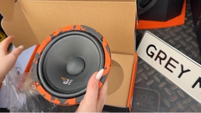 Замена штатных динамиков в Hyundai Solaris на DL Audio Gryphon Pro 165 смотреть онлайн