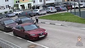 В Омске автоледи сбила 11-летнего велосипедиста