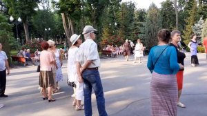 Рок-н-ролл!🕺💃/ Танцы в парке Горького Харьков июль 2021