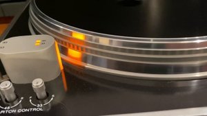 Жемчужина 1970 -х. Обзор проигрывателя пластинок Sony PS 8750