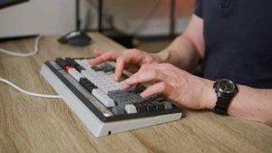 Огляд Bloody B950 RGB: стильна ігрова клавіатура з надійними