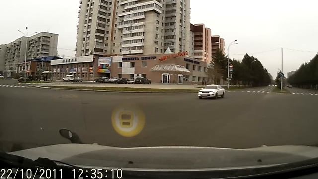 Образец 1280x720 Carcam CDV-200 FullHD кодек H.264 смотреть онлайн