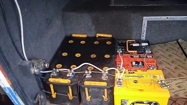 Автодом из автобуса. Часть 17.1 - электричество, аккумул? смотреть онлайн