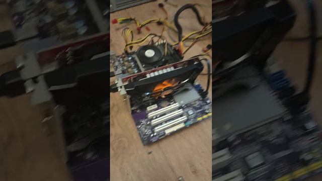 древнее зло, путь к бомжпк смотреть онлайн