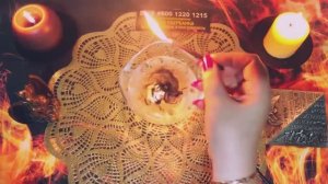 🔥🔥Пламя горит вас очищает , что грядёт вам предрекает !🔥О чём горит Свеча❓☝️🔥#онлайнгадание