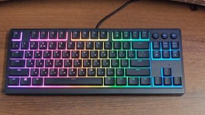 Демонстрация работы RGB подсветки клавиатуры Razer Ornata V3 T